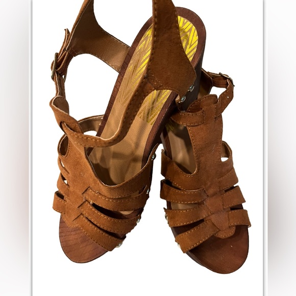 Qupid chunky heel platform sandal - Picture 2 of 7